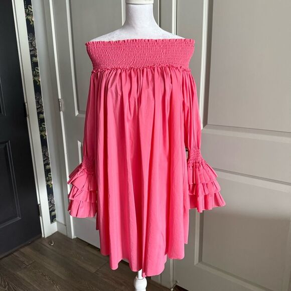 Gracia Dresses & Skirts - Gracia Barbiecore Bright Pink Ruched Off the Shoulder Mini dress Size M